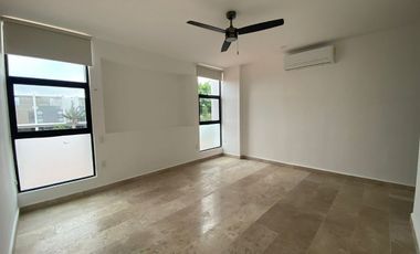 Casa en Renta en Privada Luana, Norte de Mérida