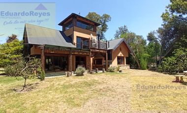 Casa en  venta en Country Club El Paraiso