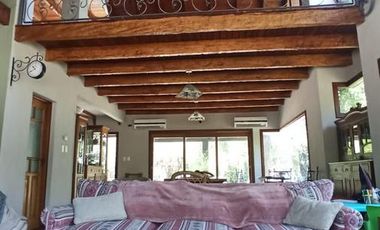 Casa en  venta en Country Club El Paraiso