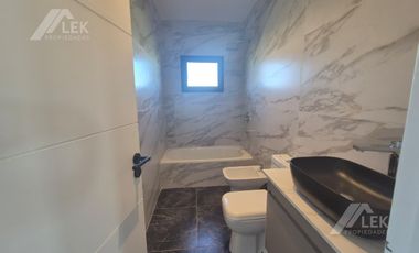 CASA 4 AMBIENTES A ESTRENAR EN BARRIO SAN PABLO, PILAR, VENTA  EN UNA SOLA PLANTA
