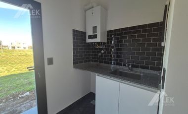 CASA 4 AMBIENTES A ESTRENAR EN BARRIO SAN PABLO, PILAR, VENTA  EN UNA SOLA PLANTA
