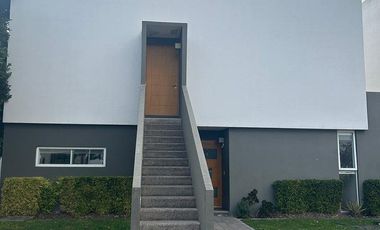 HERMOSA CASA EN VENTA EN SANTA FE  JURIQUILLA