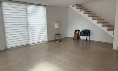 HERMOSA CASA EN VENTA EN SANTA FE  JURIQUILLA
