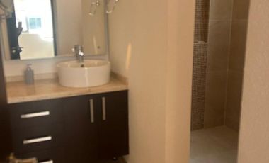 HERMOSA CASA EN VENTA EN SANTA FE  JURIQUILLA