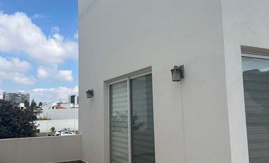 HERMOSA CASA EN VENTA EN SANTA FE  JURIQUILLA