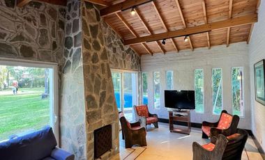 Casa en Venta, 5 ambientes - El Trébol