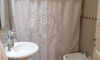 Casa 4 ambientes VENTA Lomas de Zamora