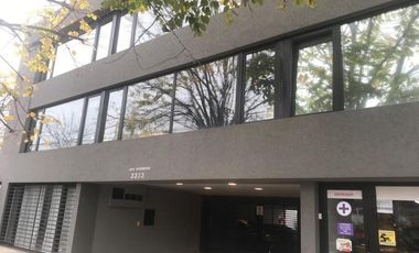 Muy linda oficina en Lomas de San Isidro, con excelente ubicación y accesos.