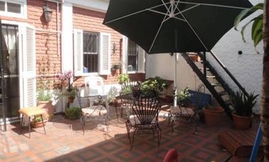 Chalet amplio 4 ambientes en Remedios de Escalada, acepta permuta.