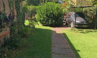 Casa 4 ambientes en venta - Club El Carmen