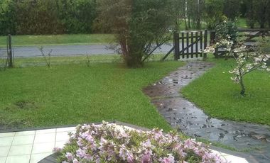 Casa 4 ambientes en venta - Club El Carmen