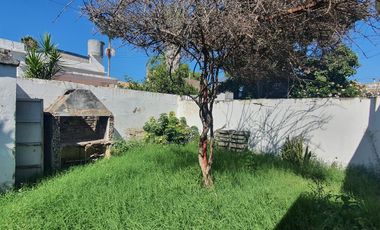 SE VENDE casa en B Crisol Norte! A 5 min de Nva Cba!!