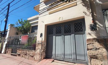 SE VENDE casa en B Crisol Norte! A 5 min de Nva Cba!!
