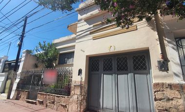 SE VENDE casa en B Crisol Norte! A 5 min de Nva Cba!!