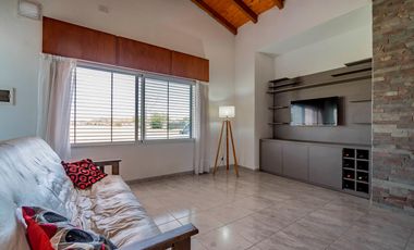 VENTA  - Casa - 3 dormitorios - Arroyo Boulevard , Arroyo Seco