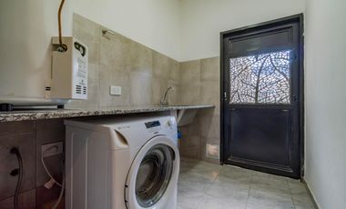 VENTA  - Casa - 3 dormitorios - Arroyo Boulevard , Arroyo Seco