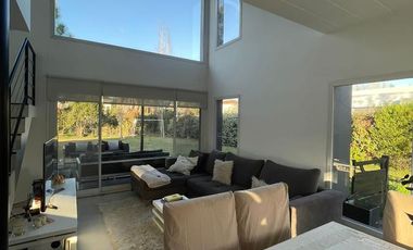 Casa en venta Barrio El Centauro Canning