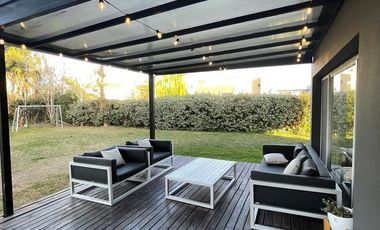 Casa en venta Barrio El Centauro Canning