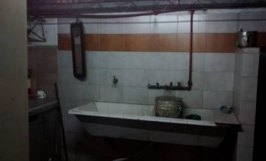 Galpon, deposito, en venta de 280 mt2 cubiertos en Remedios de escalada