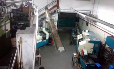 Galpon, deposito, en venta de 280 mt2 cubiertos en Remedios de escalada