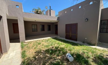 Casa en venta country jockey club 3 dormitorios planta baja