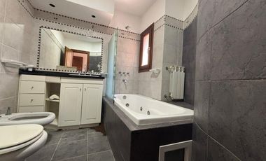 Casa en venta country jockey club 3 dormitorios planta baja