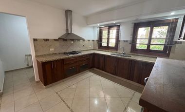 Casa en venta country jockey club 3 dormitorios planta baja