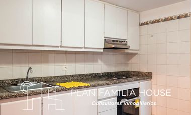 Casa de dos niveles en arriendo en Chía