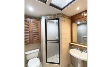 Casa de dos niveles en arriendo en Chía