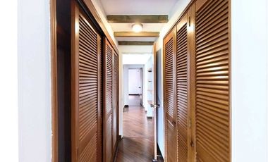 Casa de dos niveles en arriendo en Chía