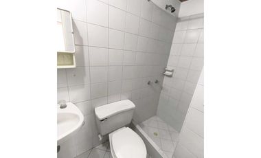 Casa de dos niveles en arriendo en Chía
