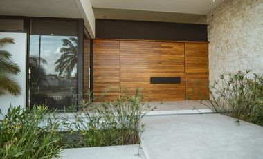 Casa en venta en Mérida en privada residencial