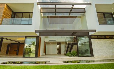 Casa en venta en Mérida en privada residencial