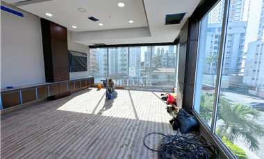 ALQUILO OFICINA AMOBLADA EN SAN FRANCISCO (10)