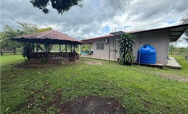 ALQUILER DE CASA EN BUGABA SIOGUI  COMPLETAMENTE CERCADA