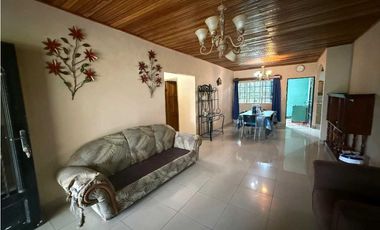 ALQUILER DE CASA EN BUGABA SIOGUI  COMPLETAMENTE CERCADA