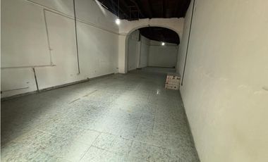 ALQUILER DE LOCAL EN CASCO VIEJO IDEAL PARA BAR RESTAURANTE 120M