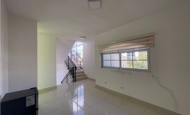 ALQUILER DE CASA EN CLAYTON PH GREEN FIELDS 3 HABITACION AMOBLADA