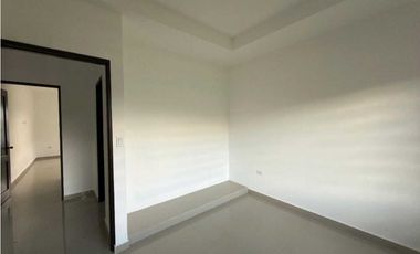 ALQUILER DE CASA EN ALTO BOQUETE NUEVA.