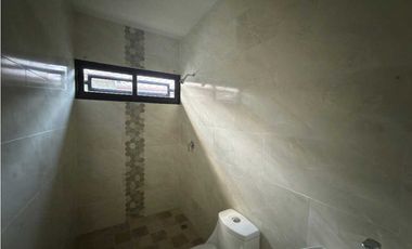 ALQUILER DE CASA EN ALTO BOQUETE NUEVA.