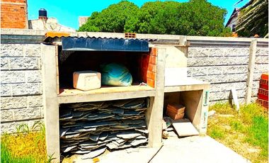 CASA A TERMINAR EN VENTA EN SANTA ELENA