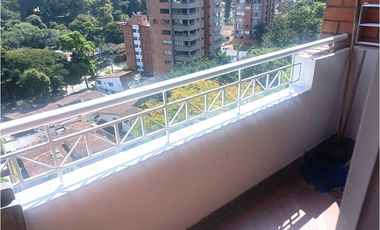 ARRIENDO APARTAESTUDIO EN POBLADO - PATIO BONITO