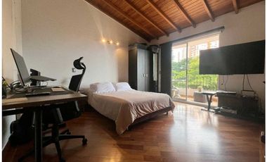 Casa En Venta en el Poblado sector La Calera