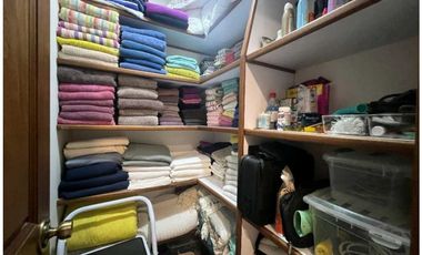 Casa En Venta en el Poblado sector La Calera