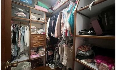 Casa En Venta en el Poblado sector La Calera