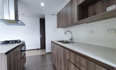 Apartamento en Envigado para la renta tradicional, piso 7
