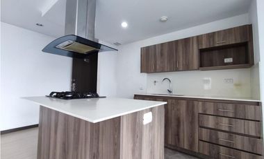 Apartamento en Envigado para la renta tradicional, piso 7