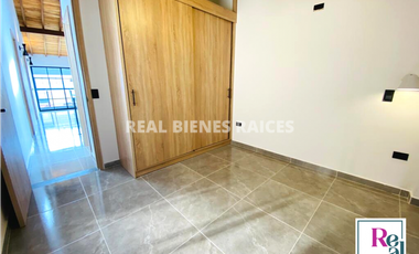 SE ARRIENDA ESPECTACULAR CASA MODERNA EN UNIDAD ABIERTA