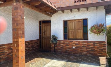 Casa con espectacular vista en venta en Jericó