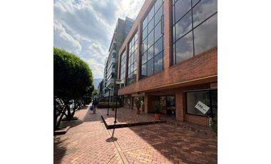 ARRIENDO de LOCAL-Chicó Norte,148.85mts, 1 baño, 10.5M+admin+IVA